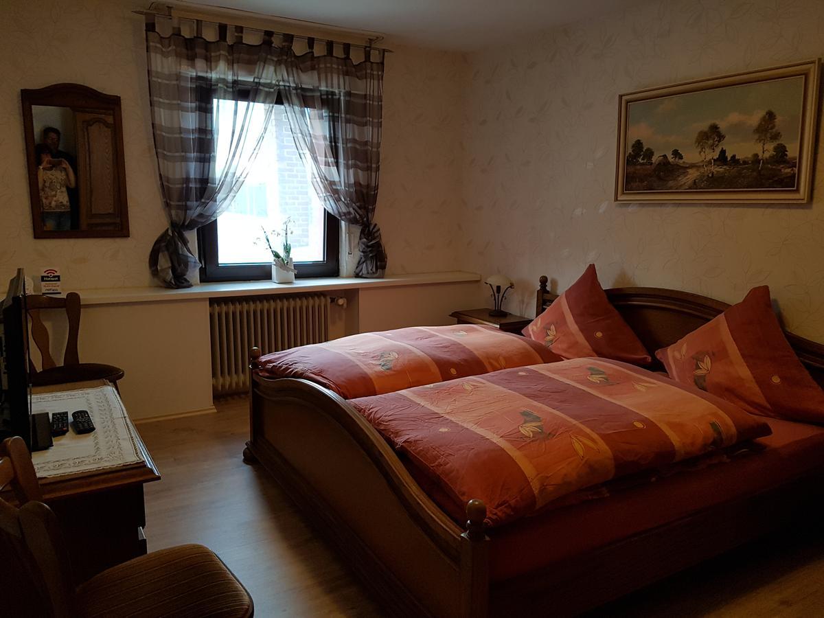 Landgasthof Schaenzer Voerde エクステリア 写真
