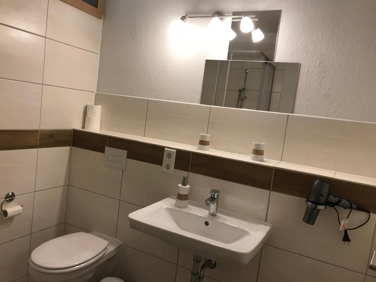 Landgasthof Schaenzer Voerde エクステリア 写真